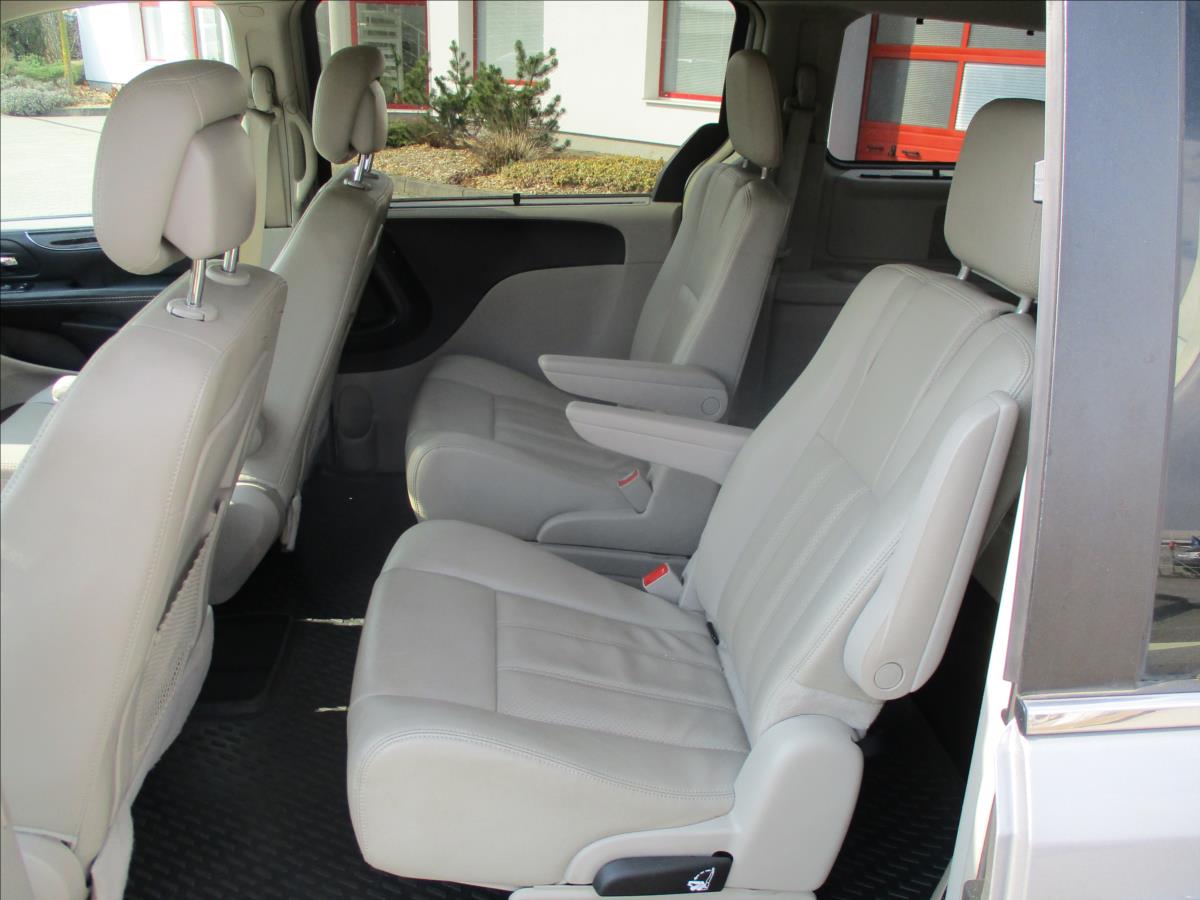 Chrysler Town & Country