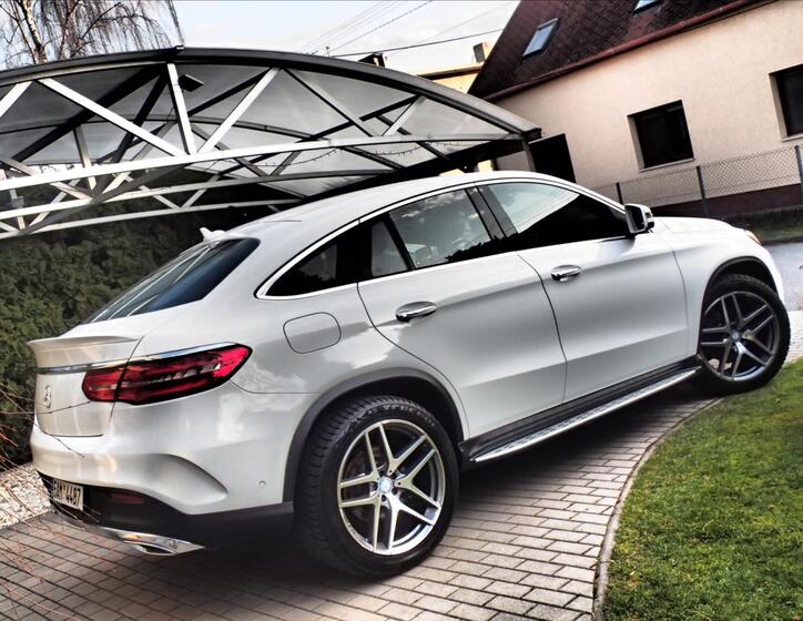 Mercedes-Benz GLE 5