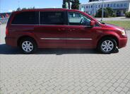 Chrysler Town & Country 5