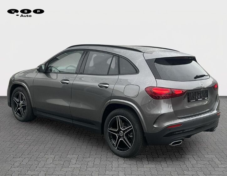Mercedes-Benz GLA 3
