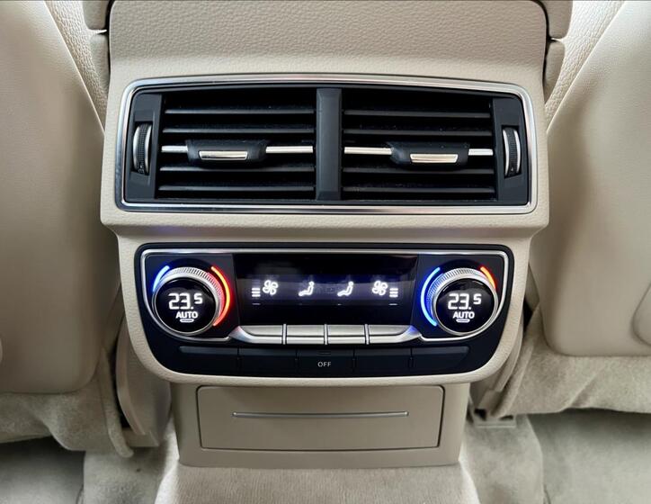 Audi Q7 20