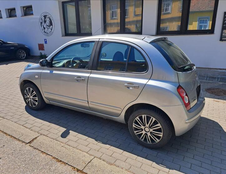 Nissan Micra 8