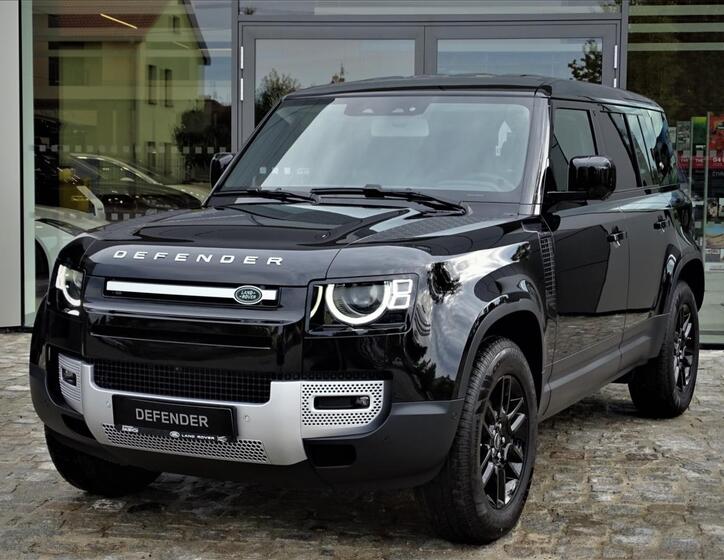 Land Rover Defender 1