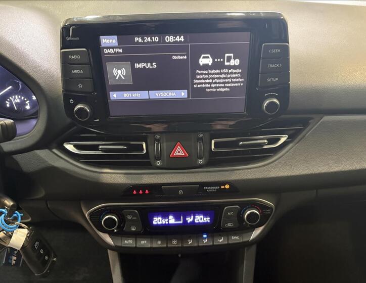 Hyundai i30 13