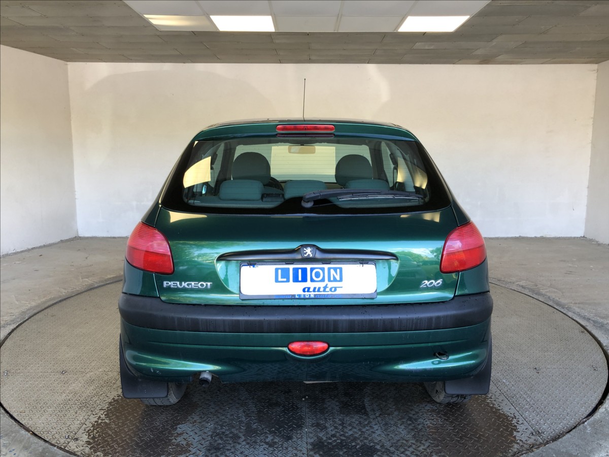 Peugeot 206