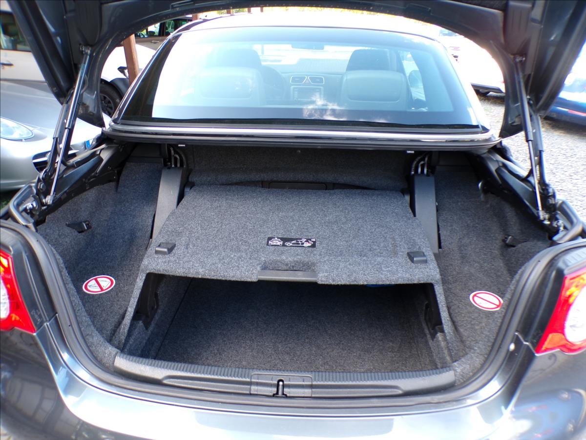 Volkswagen EOS