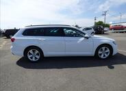 Volkswagen Passat 2