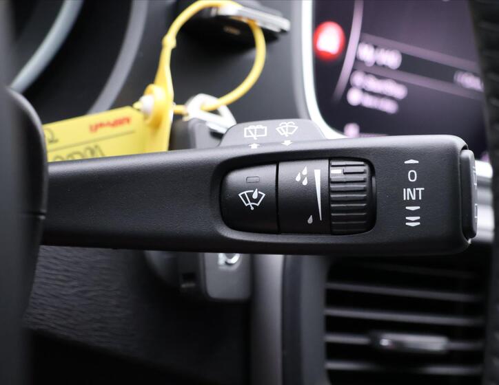 Volvo V40 21