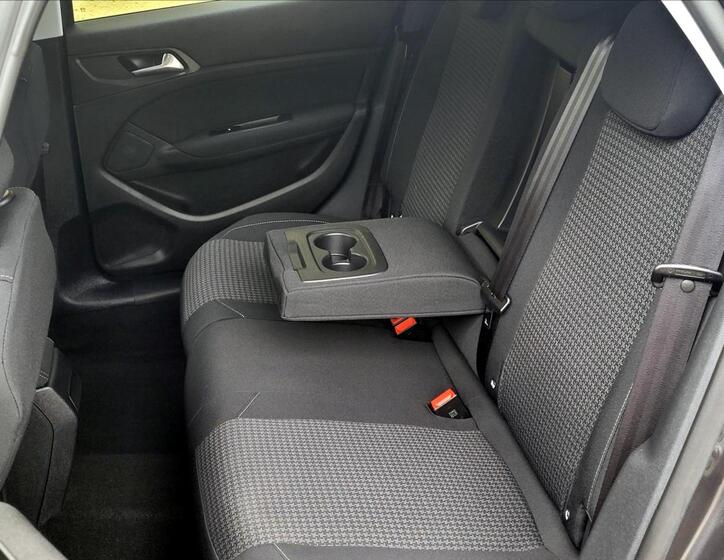 Peugeot 308 18