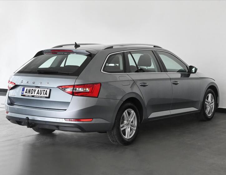 Škoda Superb 4