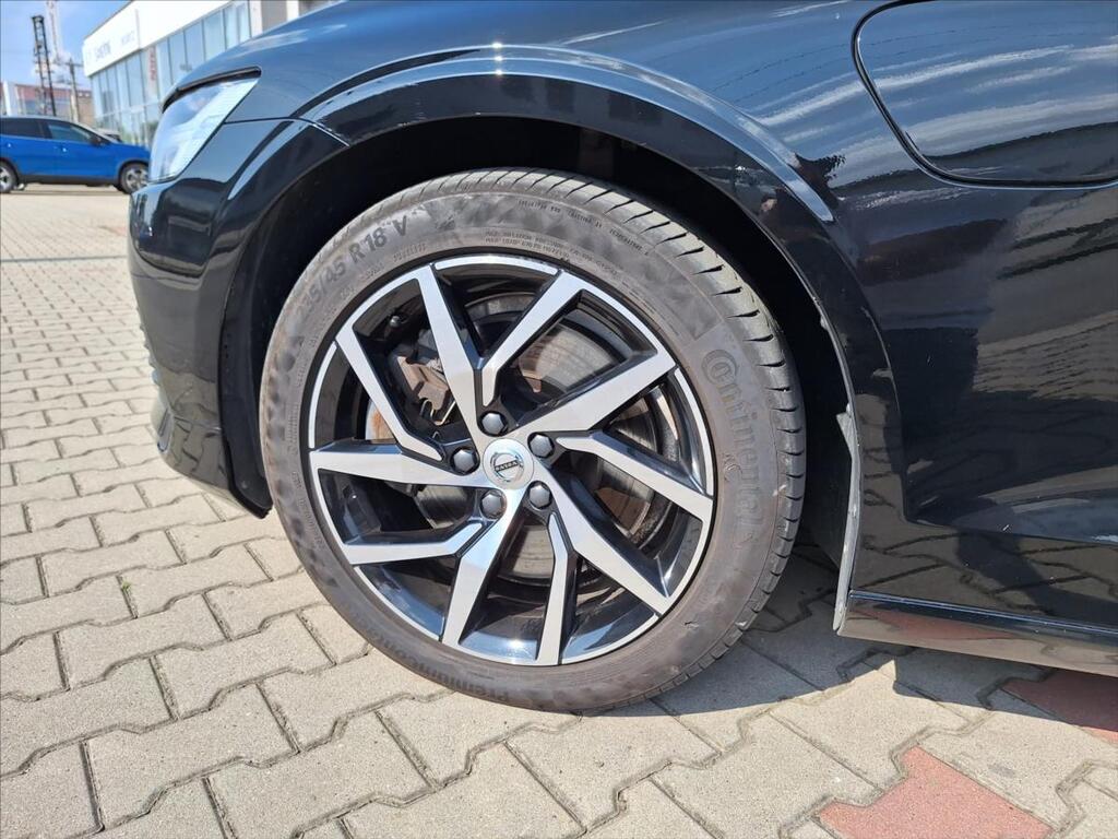Volvo V60 7
