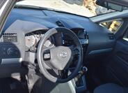 Opel Zafira 16