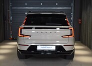 Volvo EX90 5