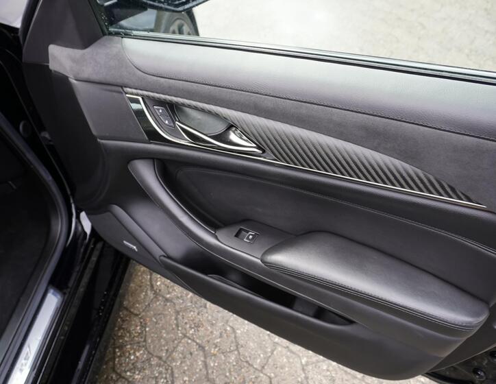Cadillac CTS 30