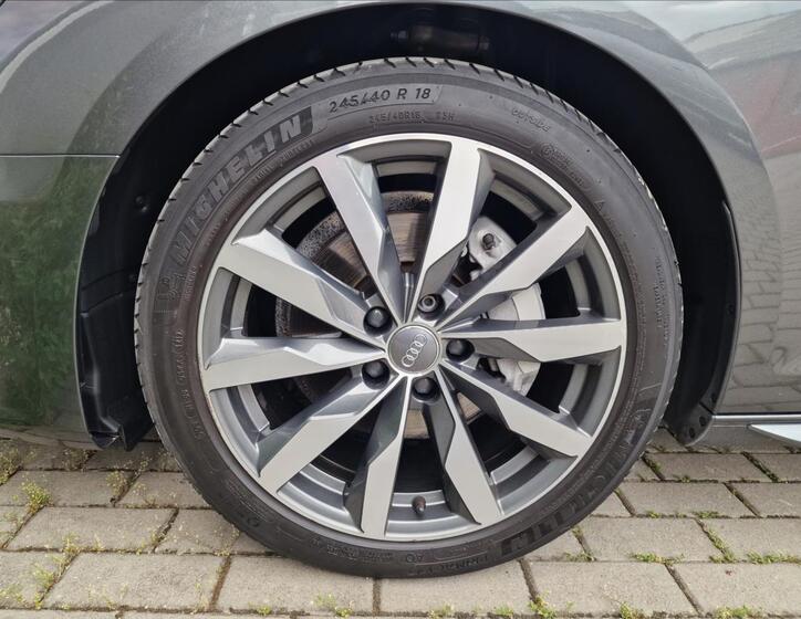 Audi A4 45