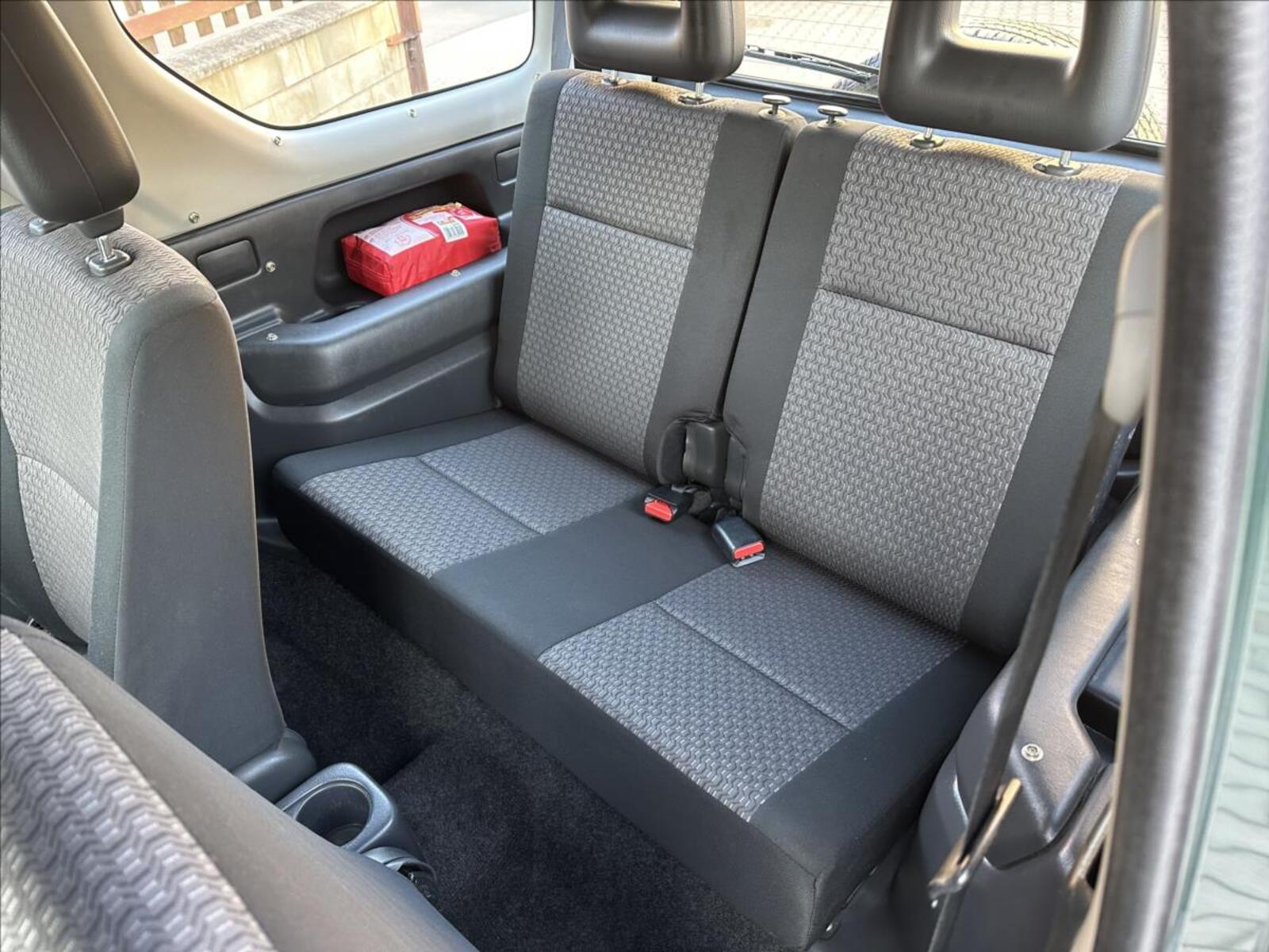 Suzuki Jimny 13