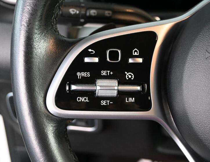 Mercedes-Benz GLB 17