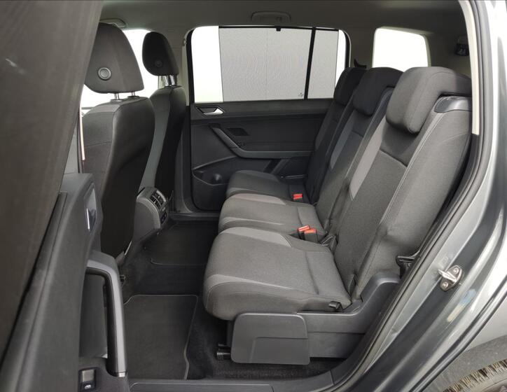 Volkswagen Touran 19
