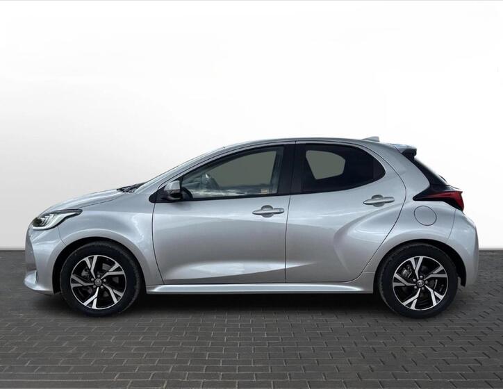 Toyota Yaris 4