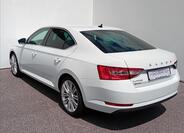 Škoda Superb 9