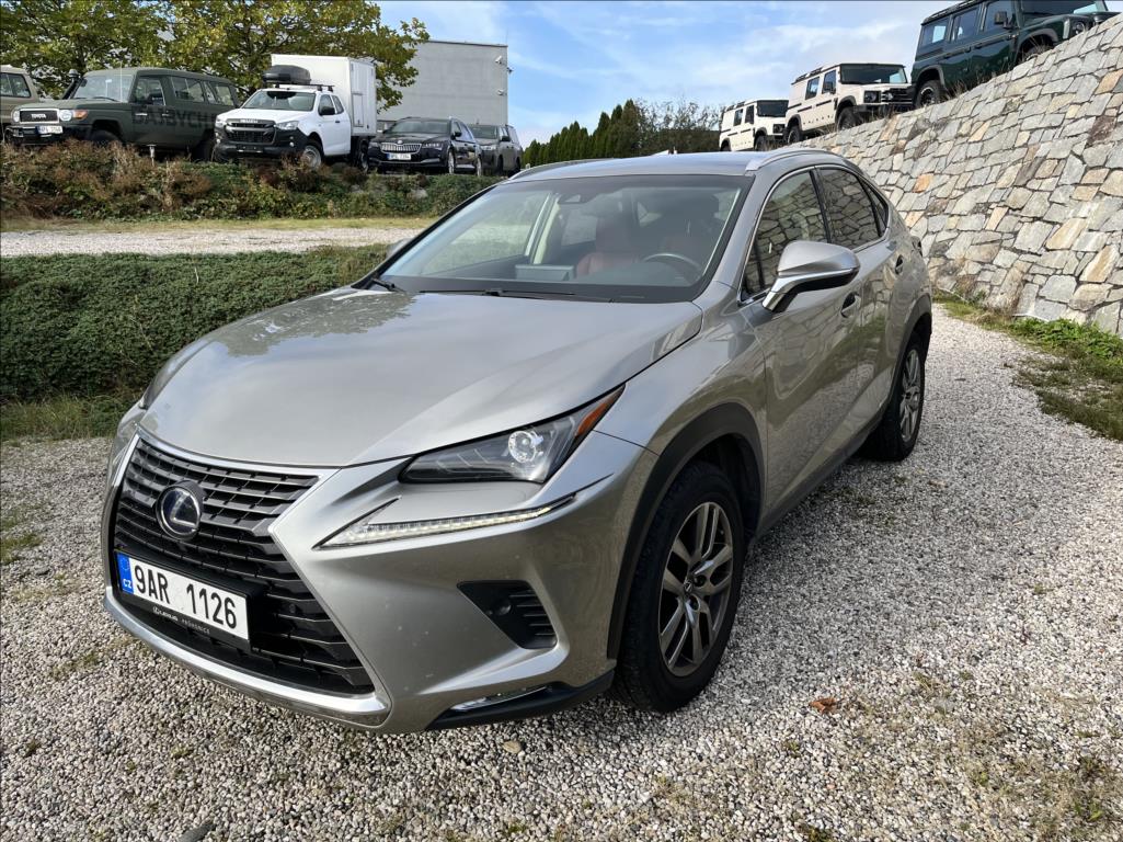 Lexus NX 300h