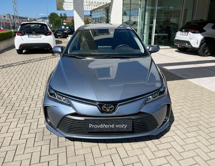 Toyota Corolla 9
