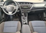Toyota Auris 10
