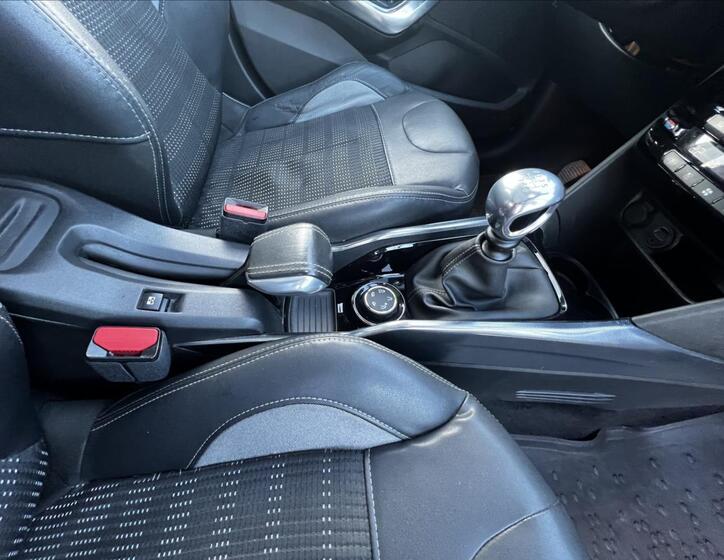 Peugeot 2008 28