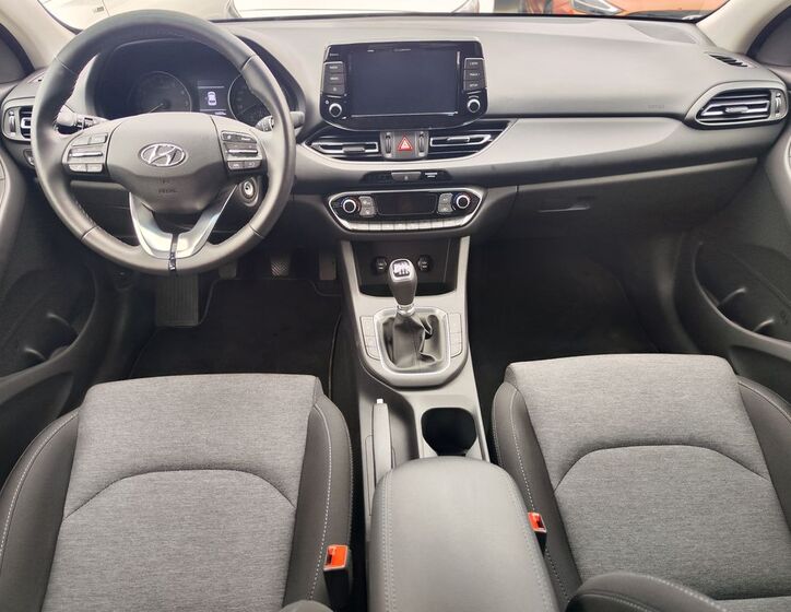 Hyundai i30 12