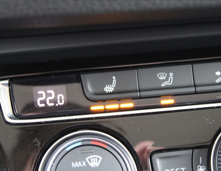 Volkswagen Touran 19