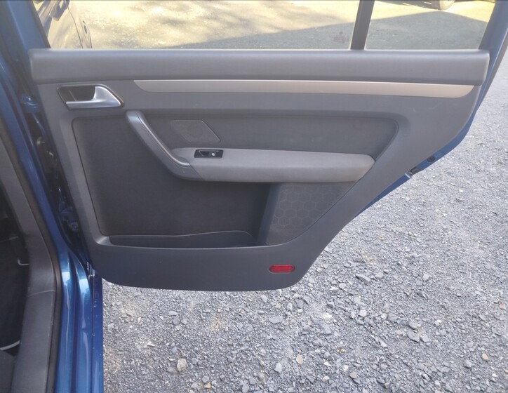 Volkswagen Touran 26