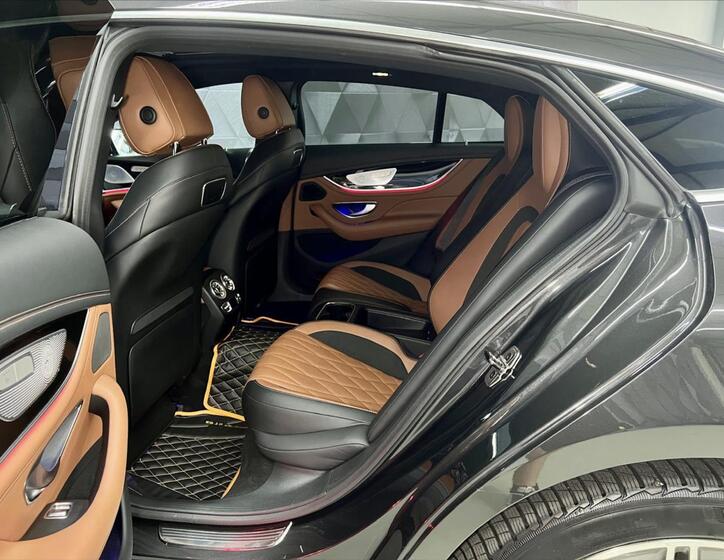 Mercedes-Benz AMG GT 12