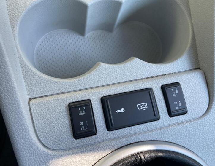 Škoda Roomster 16
