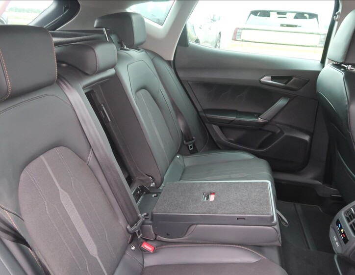 Cupra Formentor 13
