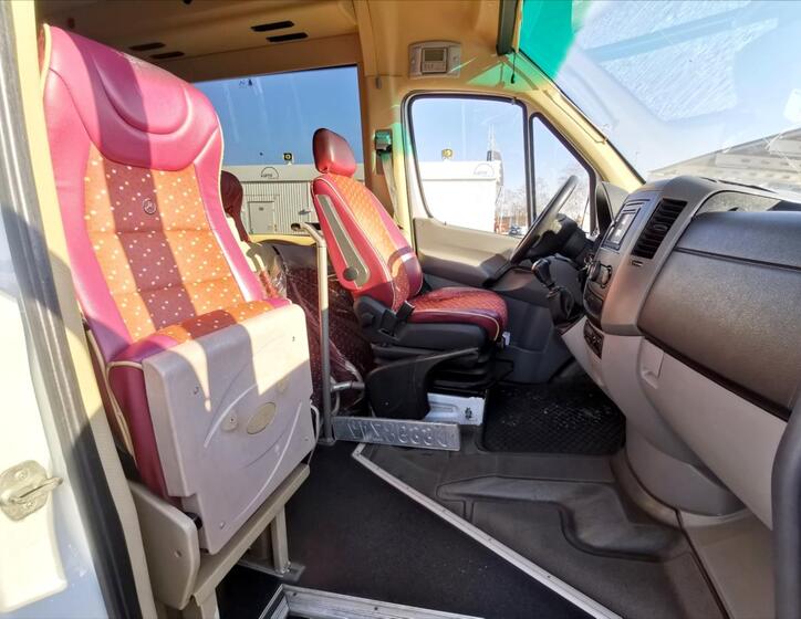 Mercedes-Benz Ostatní 7