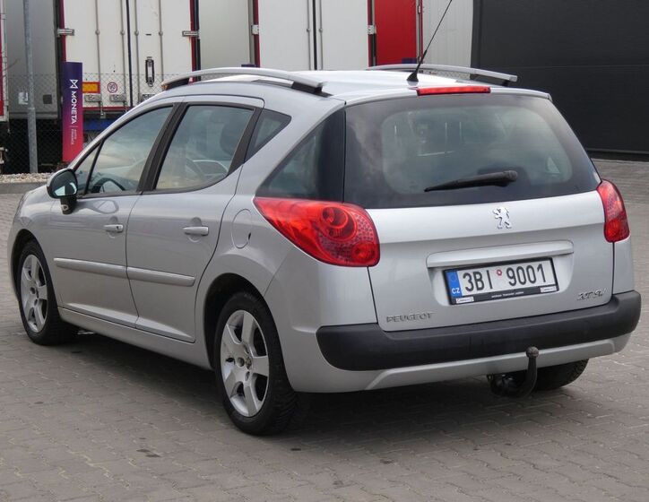 Peugeot 207 6