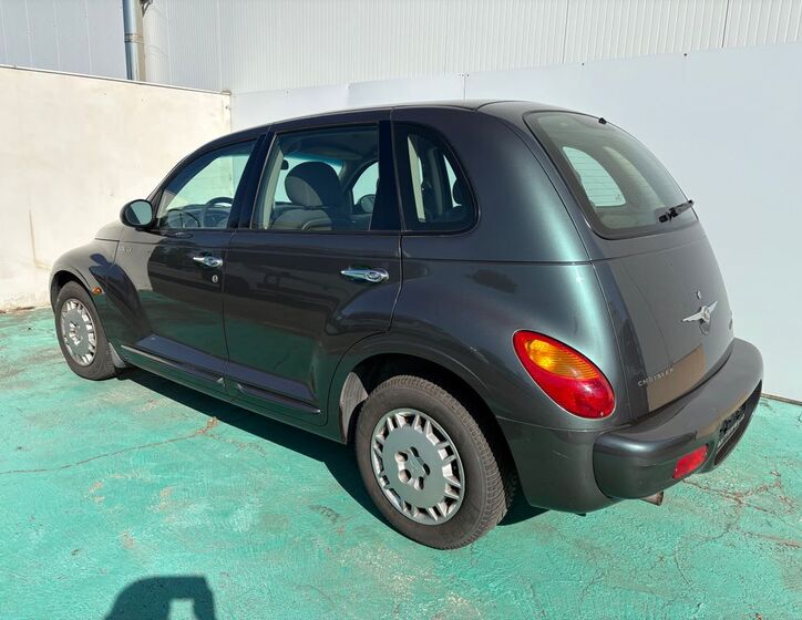 Chrysler PT Cruiser 4