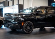 Jeep Grand Wagoneer 12