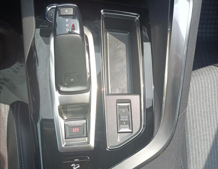 Peugeot 3008 16