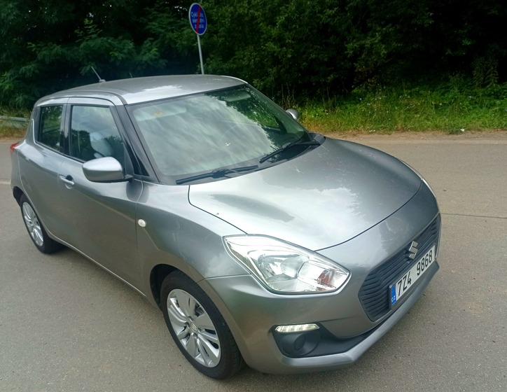 Suzuki Swift 1