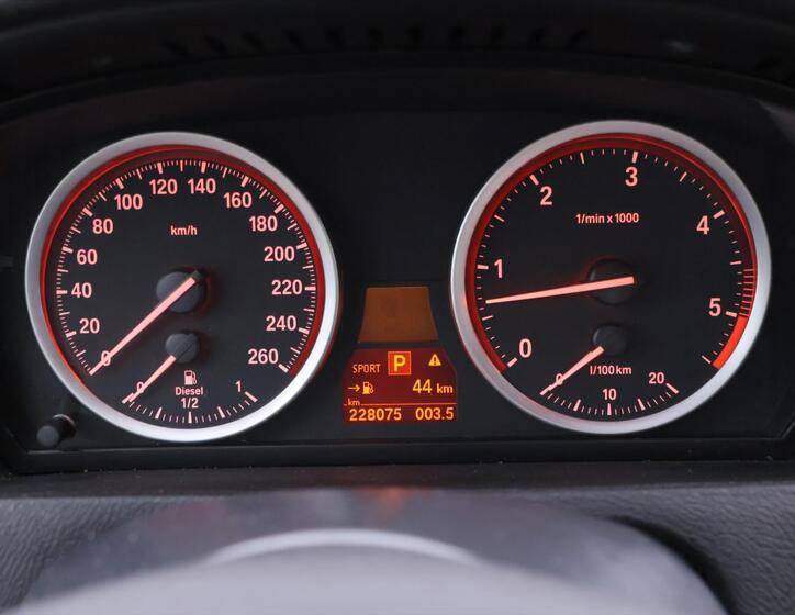 BMW X6 22