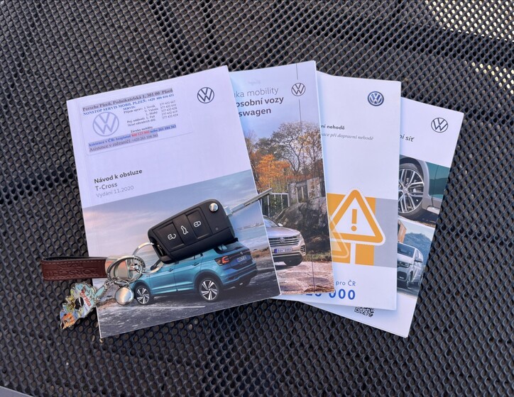 Volkswagen T-Cross 30