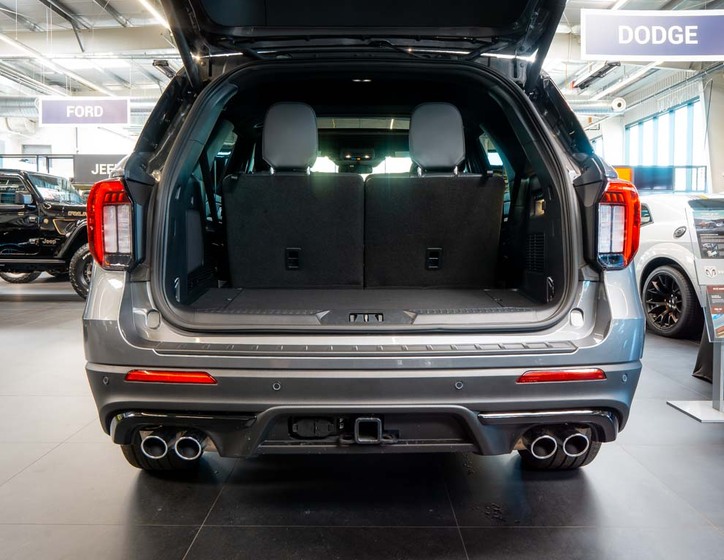 Ford Explorer 6