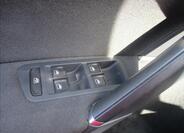 Volkswagen Golf 21