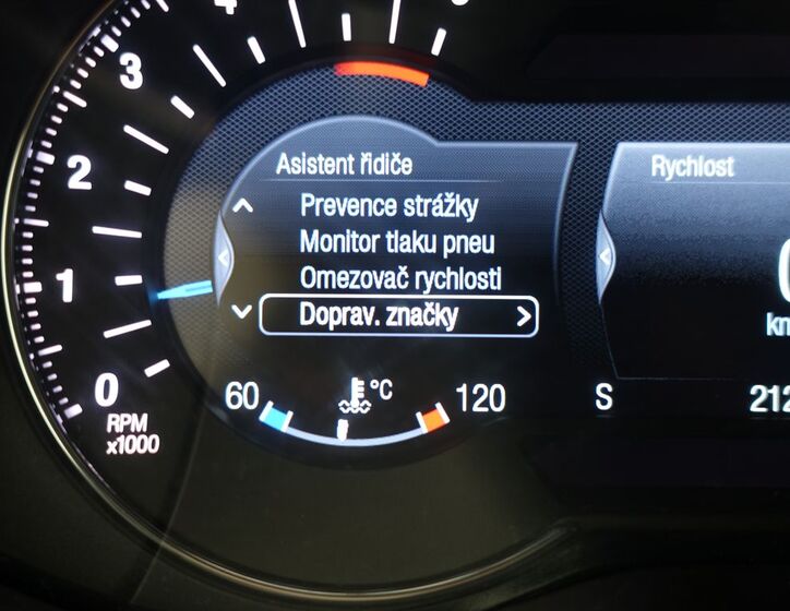Ford S-MAX 14