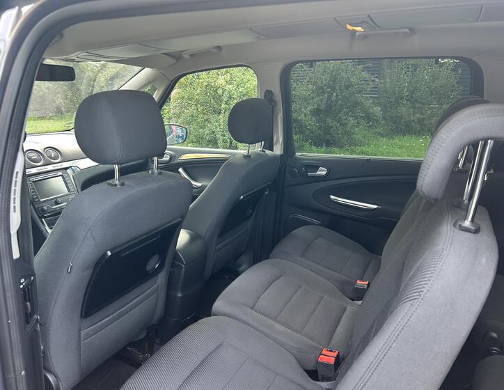 Ford Galaxy 34