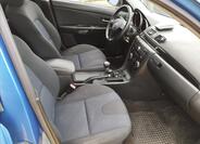 Mazda 3 8