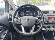 KIA Rio 17