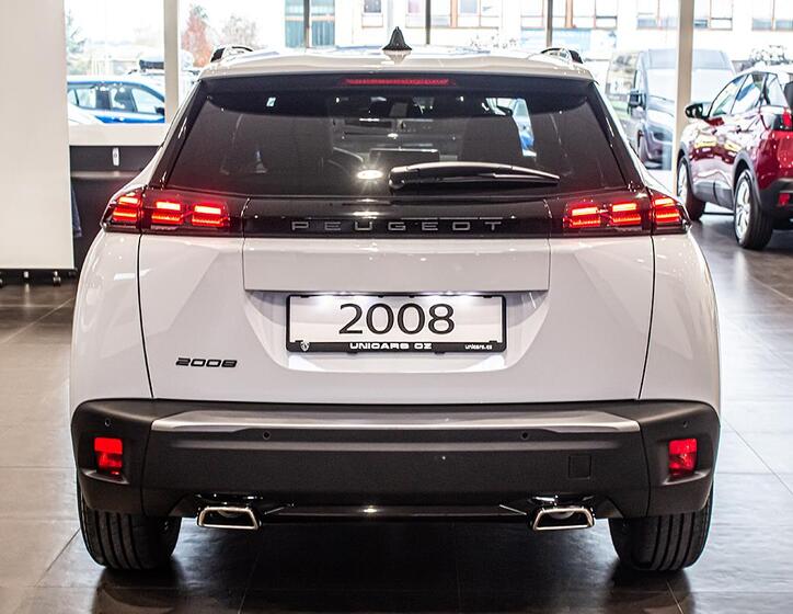 Peugeot 2008 6
