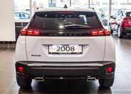 Peugeot 2008 6